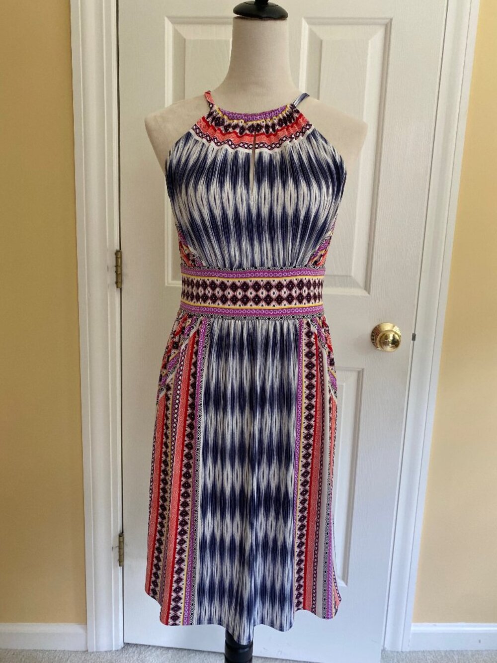 LONDON TIMES halter sundress, sz 4 (S)